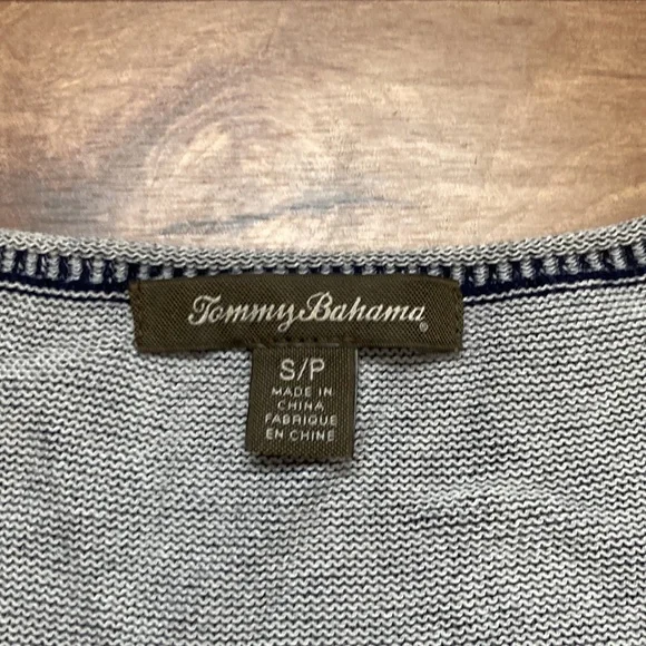 Tommy Bahama blue burnout lightweight henley sweater. Size S - Picture 2 of 6